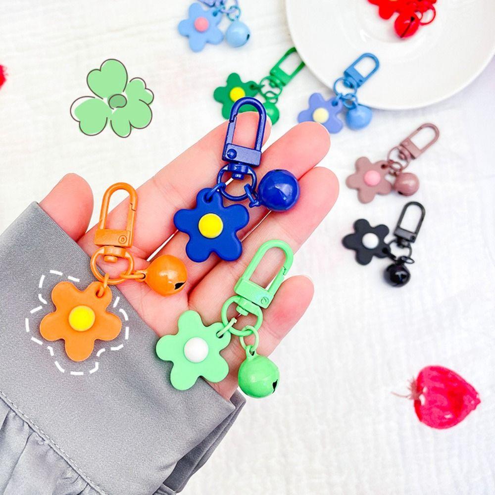 Epoxy Flower Keychain Colorful Car Keyring Fashion Flower Pendant Bag Accessories
