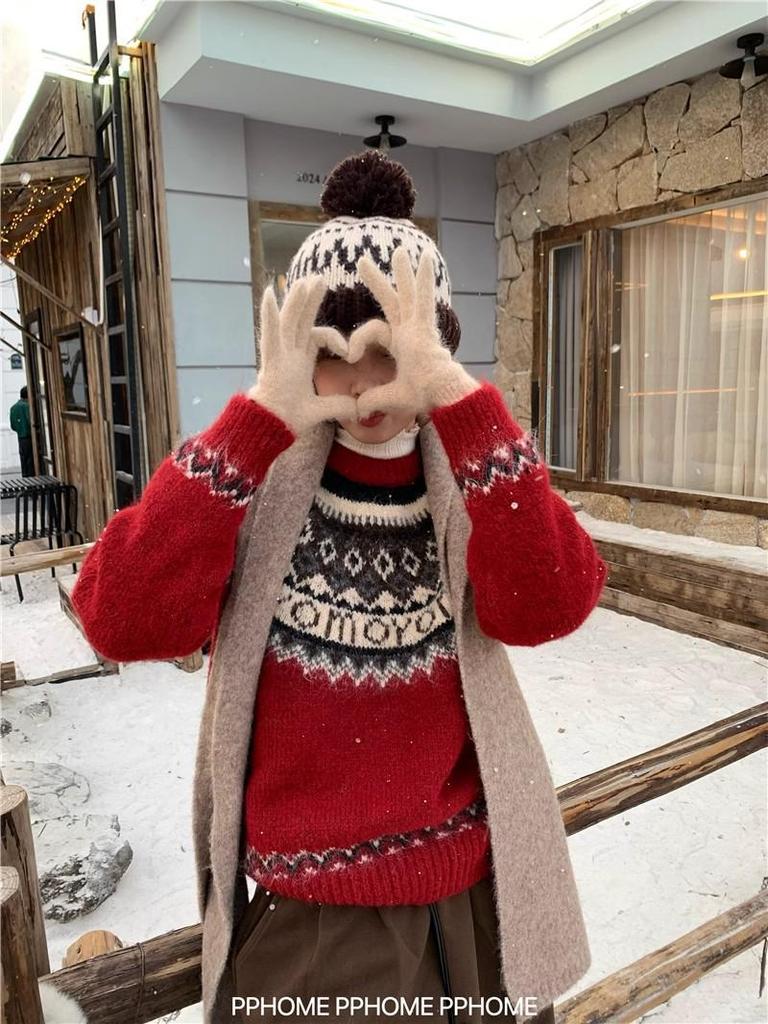Retro Red Winter Sweater, Diamond Pattern Color Block Heavy Knit Top
