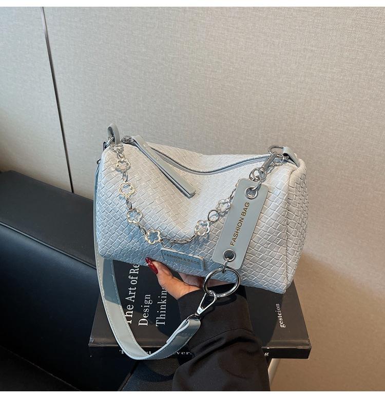 Small Bag Women's Summer Versatile New Fashion Messenger Bag Casual Shoulder Pillow Bag