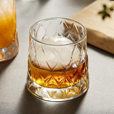 Recipientes para bebidas – Copas y vasos