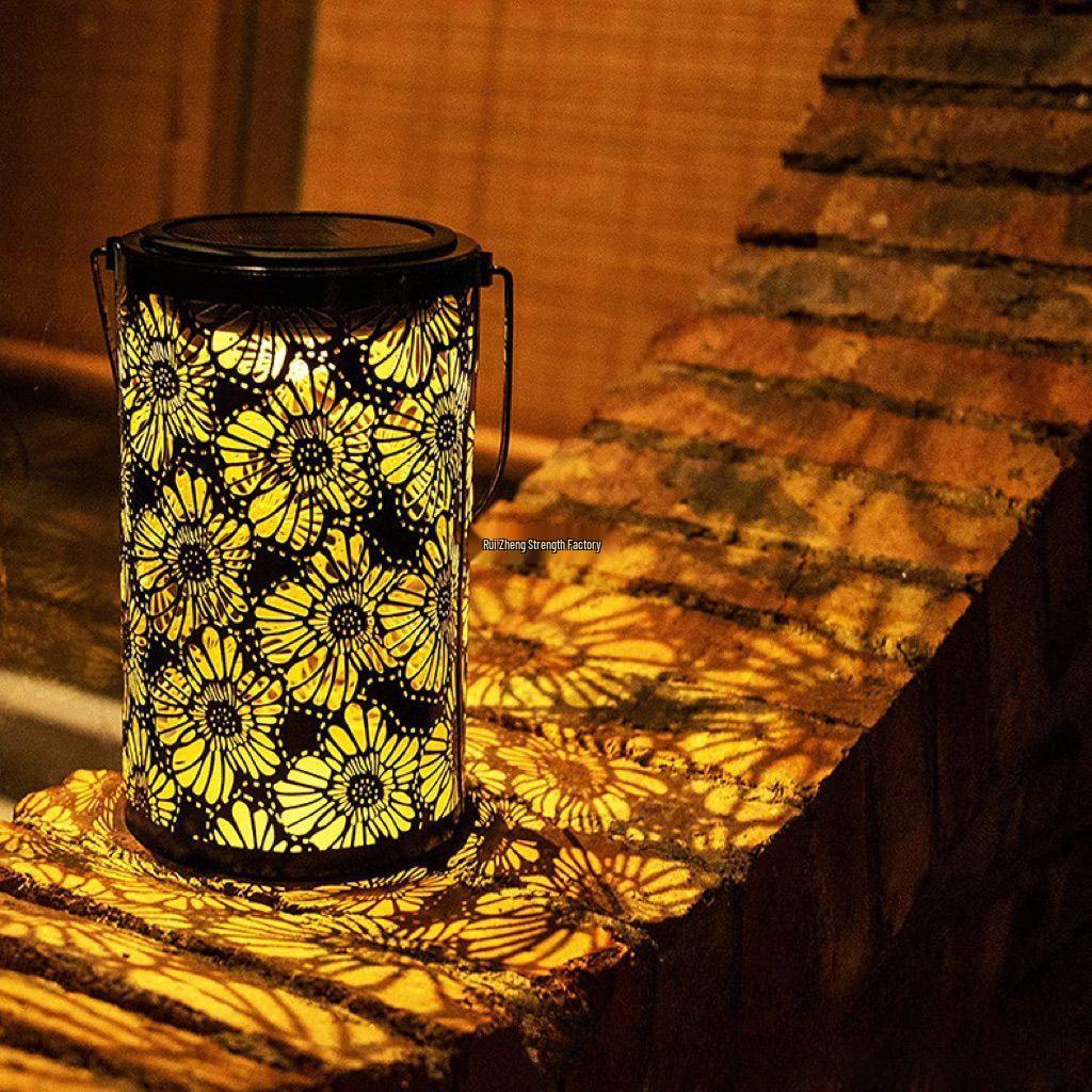 Lanterna Solar de Ferro Forjado para Exterior: Projetor de Sombras à Prova d'Água e Decoração de Luz de Jardim