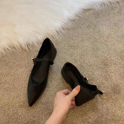 Grobabsatz spitze Einzelne Schuhe Damenschuhe 2025 neu Frühling leichte Öffnung niedriger Absatz schwarz Pendler Beanie Damenschuhe