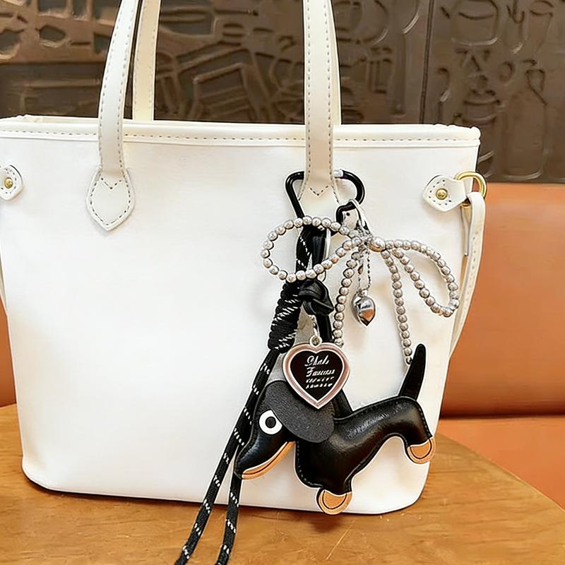 Sausage Dog Charm Keyrings Pendant Leather Bag Strap Design Ins Personalized Car Keychains Women's Handbag Charm Key Chains