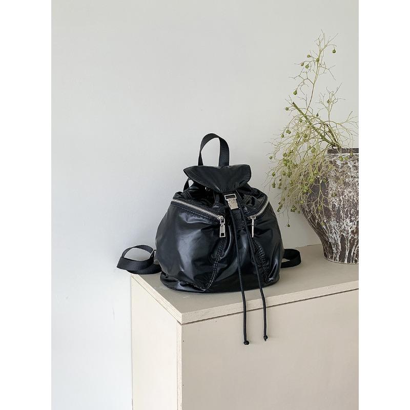 Flip pull rope bundle backpack simple female senior college student class commuter backpack