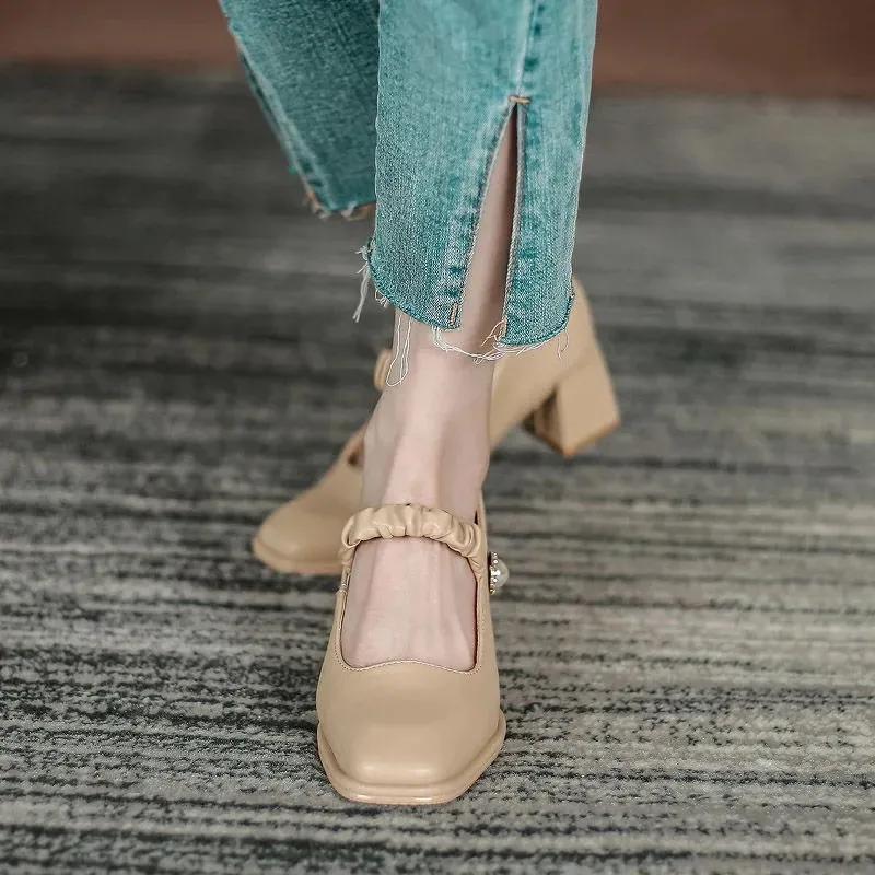 Мода 2024 Новая весна-лето Французский стиль Женская одинарная обувь Винтажная Мягкая — фото 3