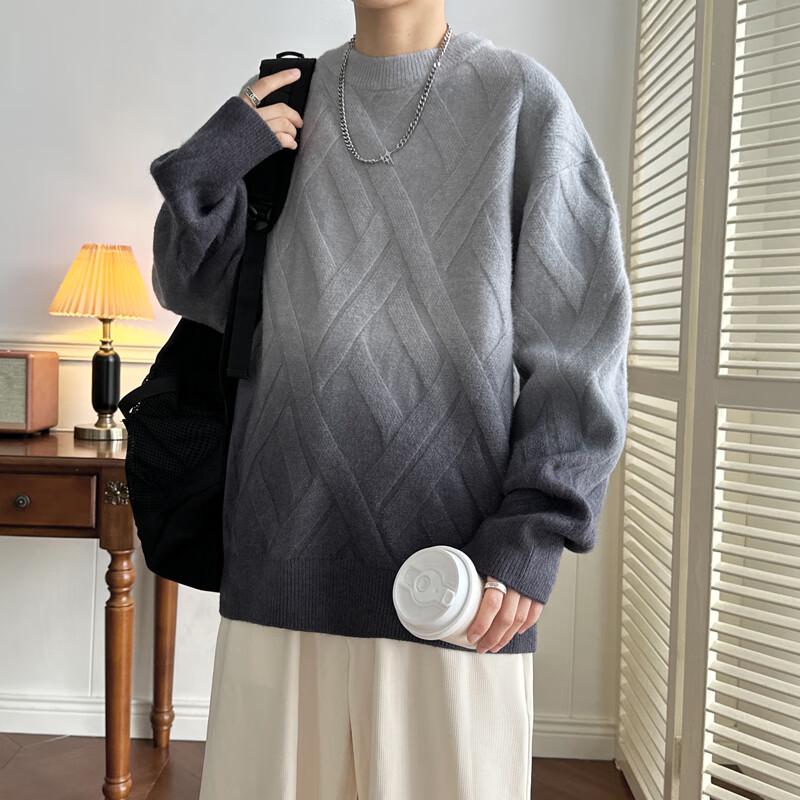 Men's Gradient Thickened Loose Knit Round Neck Sweater
