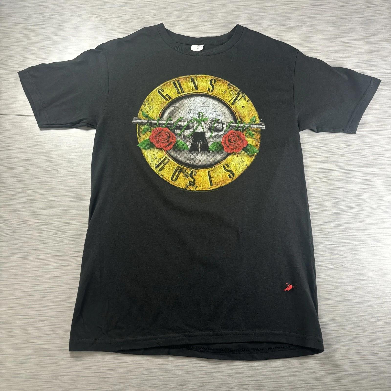 Guns N Roses Shirt Mens Small Black 2022 Band Logo Rock Music Tee Concert Tour M