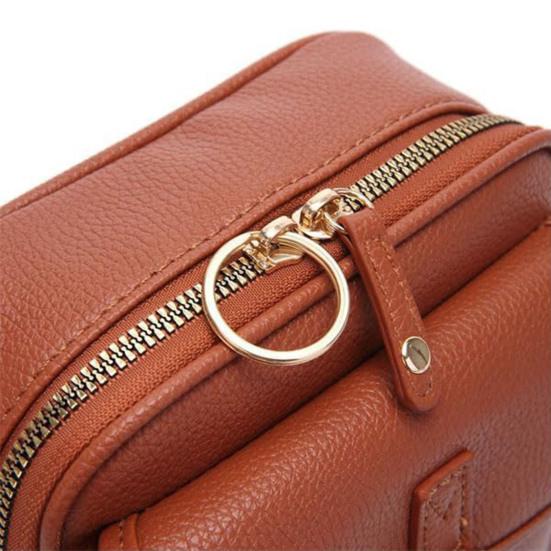 Women Travel Crossbody Bag Faux Leather Shoulder Bag with Adjustable Strap Messenger Bag Crossbody Purse for Cellphone Cards Keys