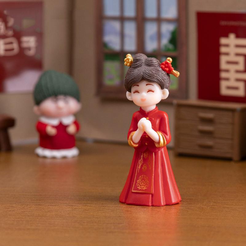 2Pcs/Pair Cute Chinese Wedding Lovers Ornaments Sweet Miniature Couple Figurines Fairy Garden Decor Home Wedding Ornament