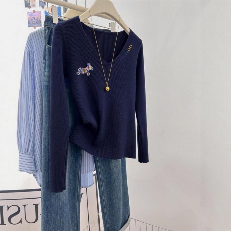 

Autumn and Winter New Popular Popular Versatile Pony Sweater Sweater High-end Women s Clothing onesize темно-синього кольору