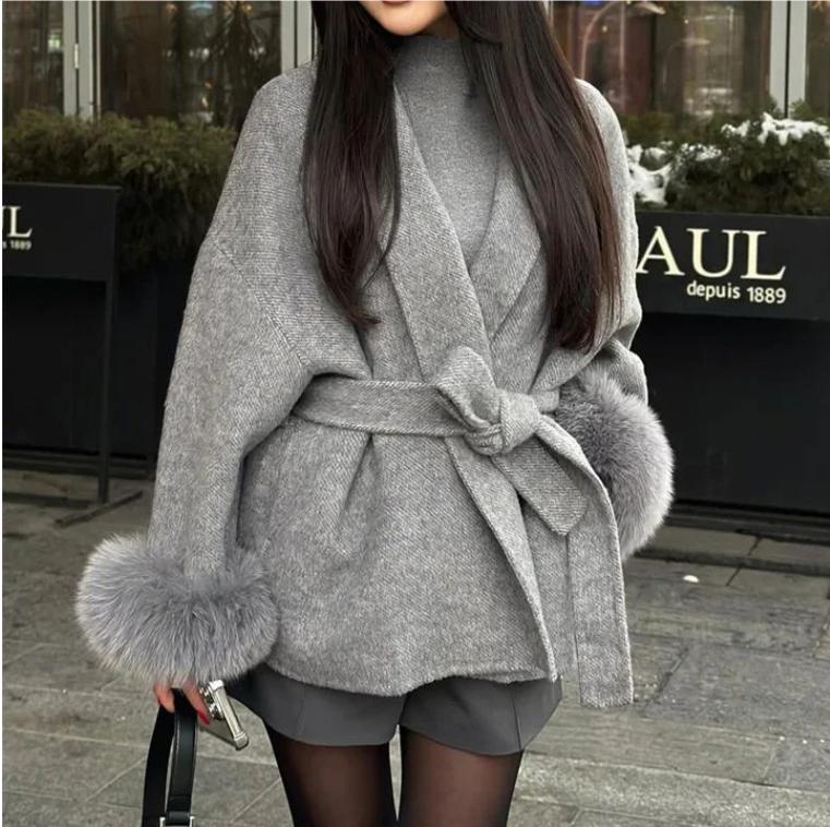 Elegant Women's Coat Fur Patchwork Long-sleeved Wool Coat Beautiful Women's Clothing Jacket Autumn And Winter