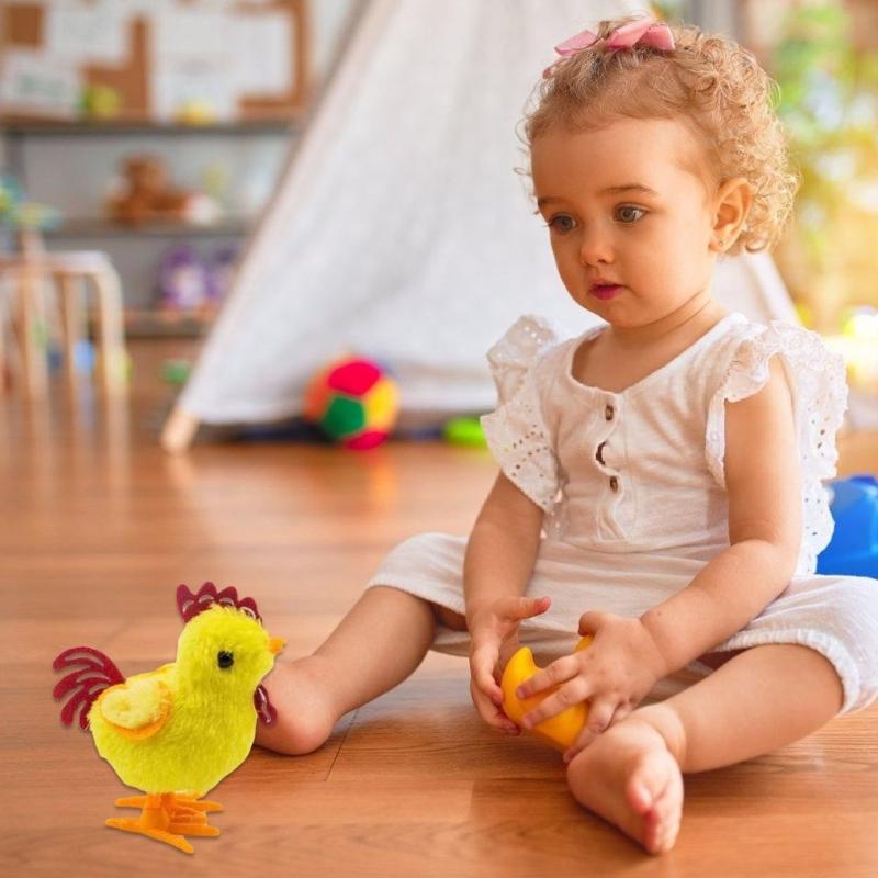 Nostalgic Wind Up Baby Chick Easter Cartoon Baby Chick Toy for Bar Desktop Accessories Cartoon Vintage Style Photo Props