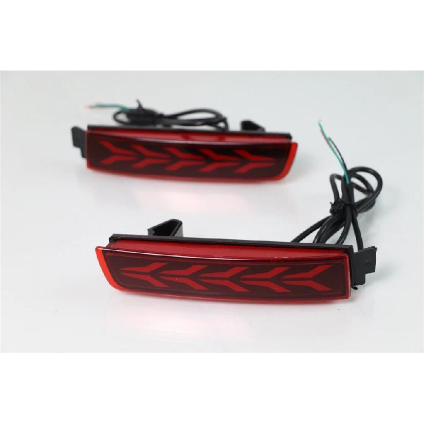 2PCS LED Reflector For Nissan Kicks 2016 2017 2018 2019 2020 Car Tail Light Rear Fog Lamp Bumper Light Auto Bulb Brake Light