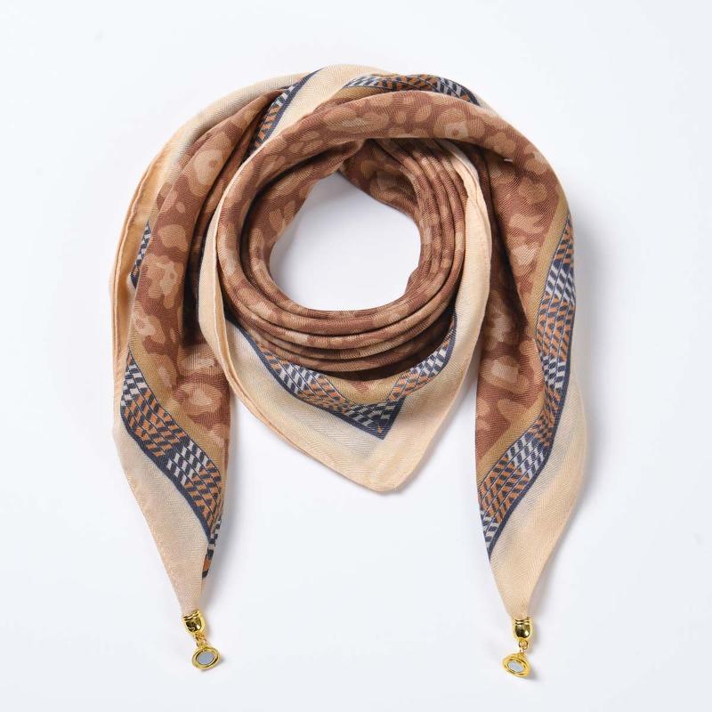 Ladies Warm Magnetic Triangle Neck Protection Scarf Premium Versatile Velvet Decorative Scarf Scarf