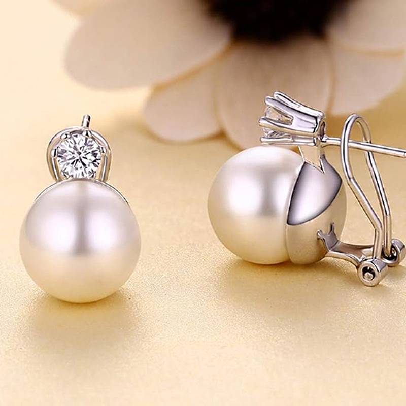 

Huitan Imitation Pearl Women Stud Earrings with Brilliant CZ Fashion Accessories for Wedding Engagement Party Elegant Zircon