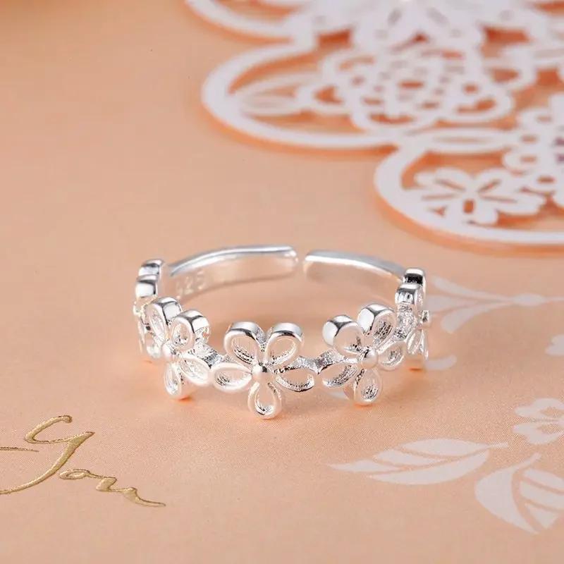 

925 Sterling Silver Flower Ring for Women - Elegant Adjustable Open Band, Dainty Blossom Jewelry for Wedding Engagement Party resizable