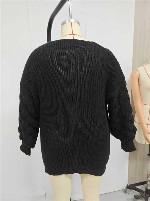 Plus Size V-Neck Knit Sweater with Pineapple and Lace Butterfly Sleeves