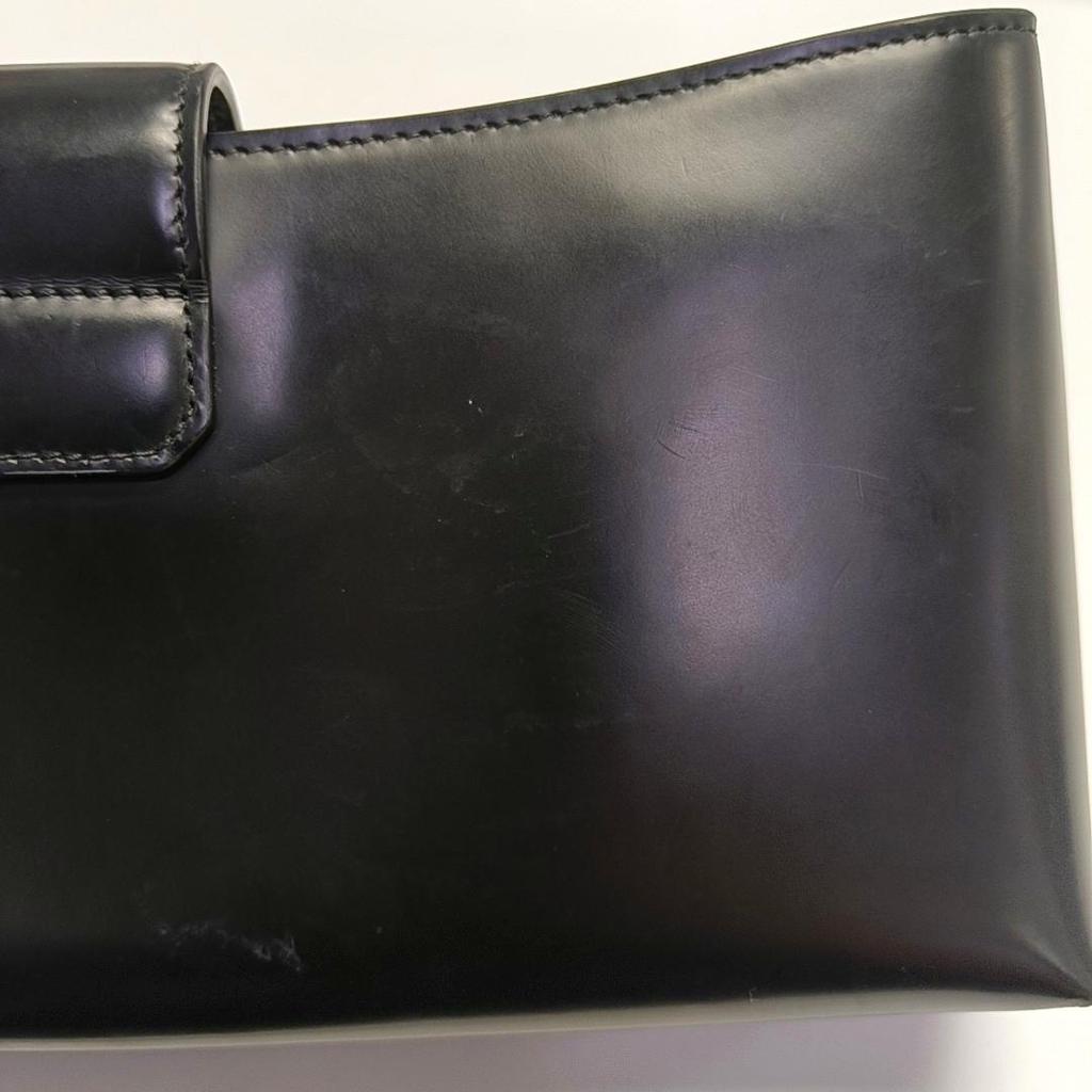 [Pre-Owned] Trifolio Commuter Solid Color Gold Buckle Leather Chain Shoulder Bag - Good #1QQ57HR