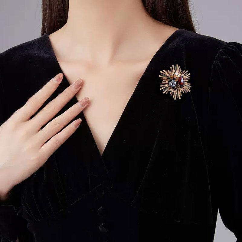 

Новая Роскошная Брошь Подсолнух