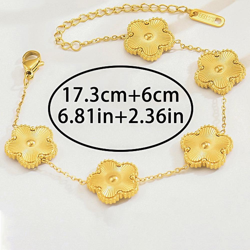 Elegant Five-Petal Flower Women's Bracelet - Luxurious, Shiny, and Minimalistic