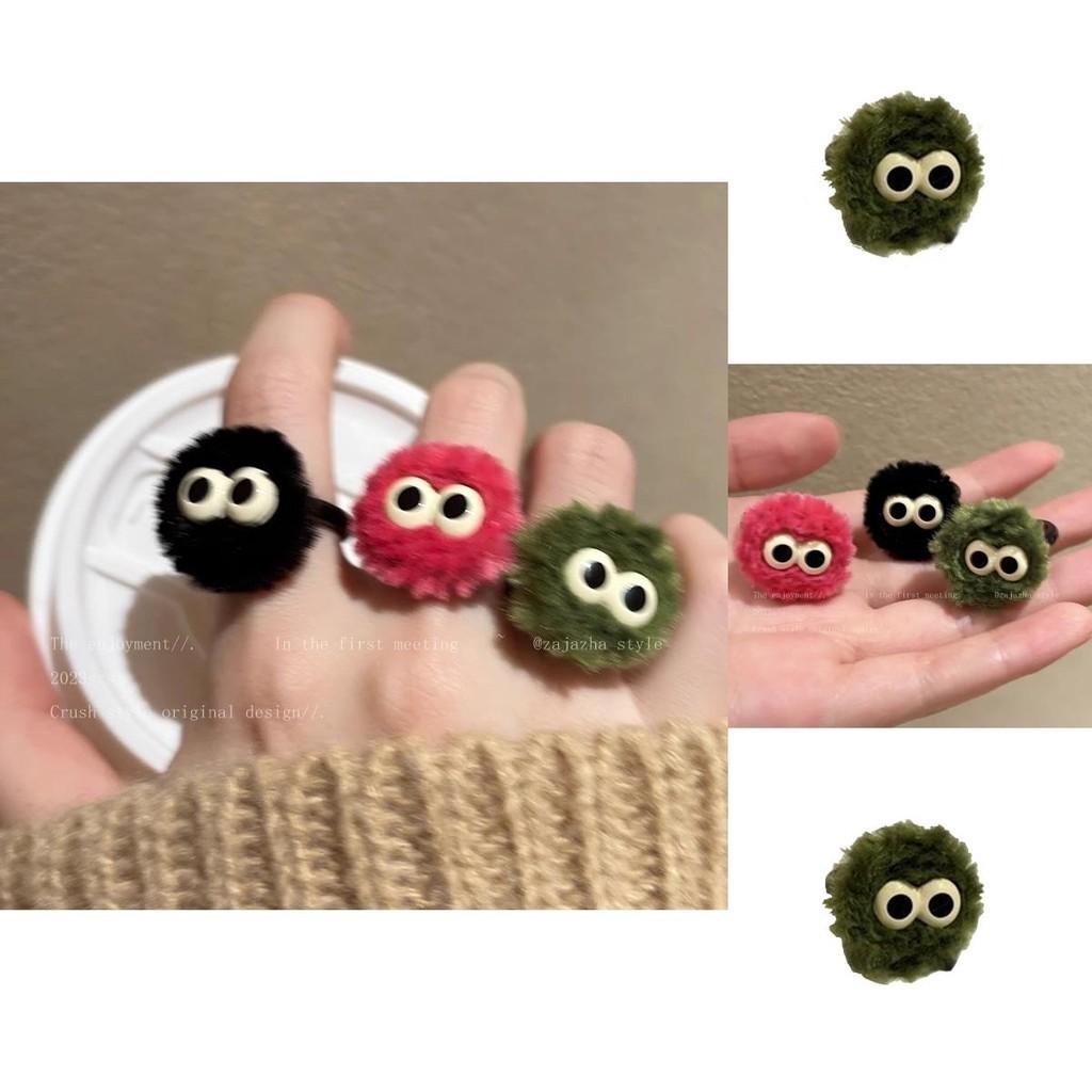 Cute Fluffy Ball Ring For Women Unique Cartoon Design Handmade Geometric Shape Fashionable And Personalized Finger Ring