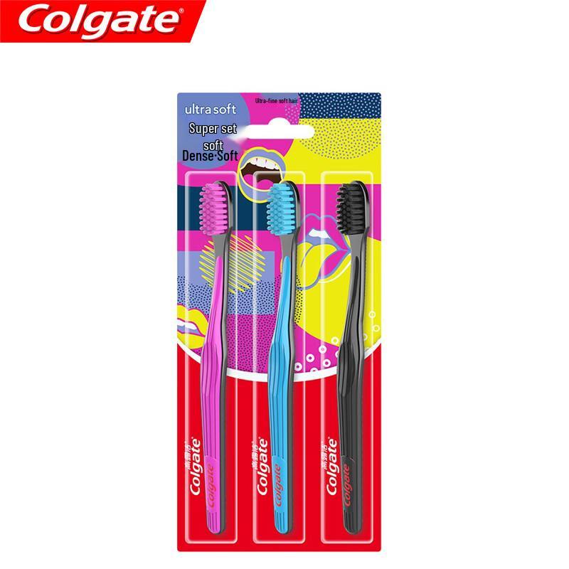 Colgate Adult Ultra Soft Toothbrush 3-Pack