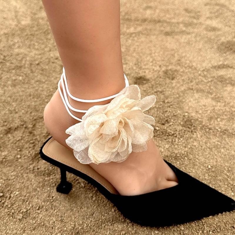 Vintage Big Flower Choker Necklace for Women Gifts Elegant Lace-up Rope Chain Necklace Fashion Jewelry Accessories