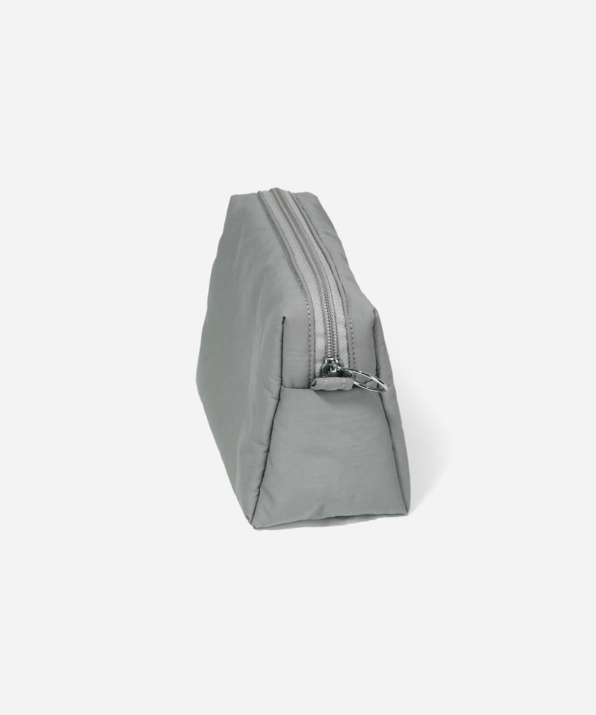 Jenner Recycled Nylon Padded Pouch [Gray]