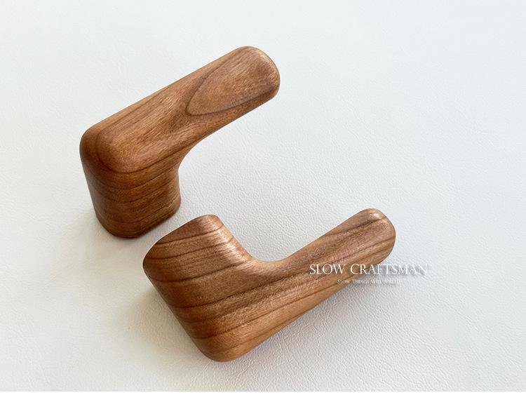 Perchero de Madera de Nogal Negro y Haya de Gama Alta Estilo Nórdico Japonés