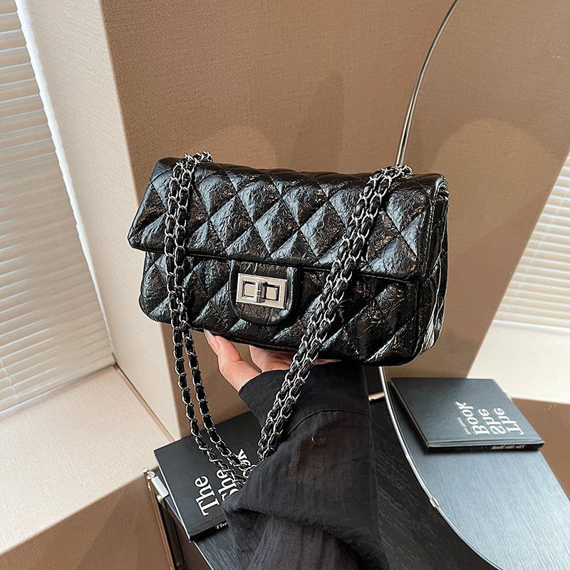 Xiaoxiangfeng Rhombus Small Square Bag 2024 New Premium Textured Simple Chain Underarm Bag One Shoulder Crossbody Bag