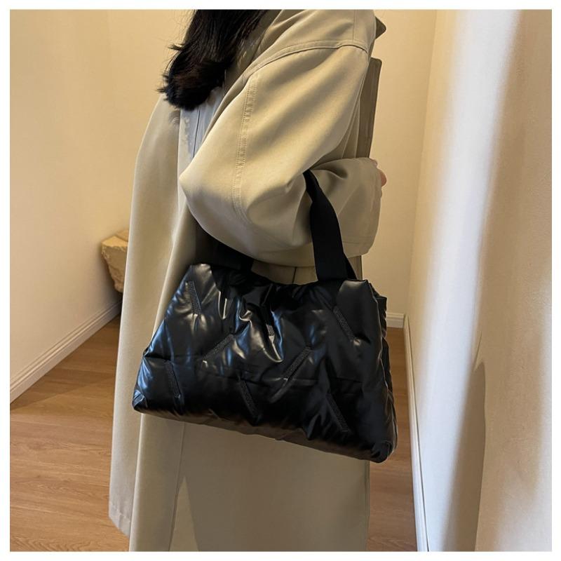 New Women Handheld Underarm Bag Minimalist Glossy Down-Filled Tote Bag Large Capacity Oxford Shoulder Bag