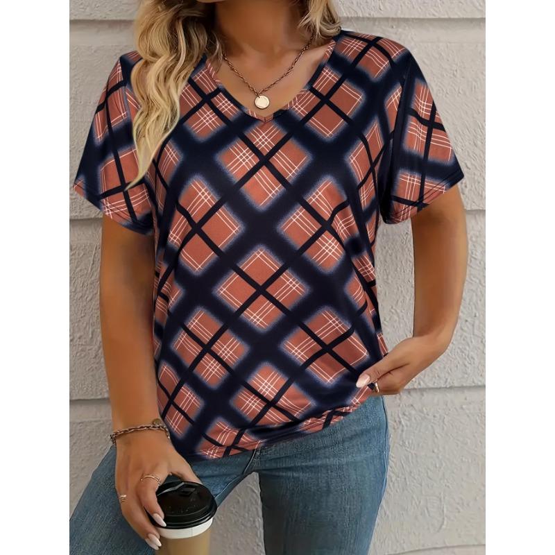 

New fashionable and elegant solid color simple and versatile for daily use. Large size T-shirt S