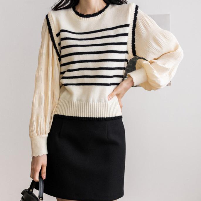 Women's Off-White Retro Patchwork Chiffon Striped Knit Sweater Shirt, One Size, Black, Korean Niche Design.