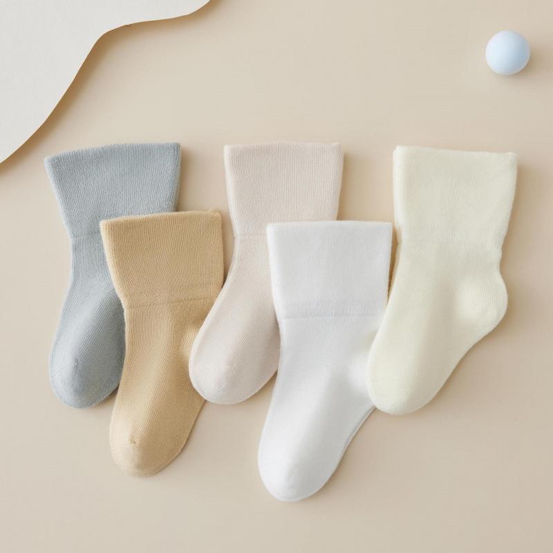 

Kids Winter Dinosaur Mid-Calf Socks: Thick, Breathable, Sweat-Absorbent, Antibacterial 12~18 years high elasticity