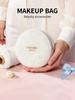 Chanel Borsa Portatrucco Rotonda CHANEL BEAUTÉ Bianca Peluche, Borsa Cosmetica con Cerniera Peluche, Accessorio di Bellezza Marca di Lusso