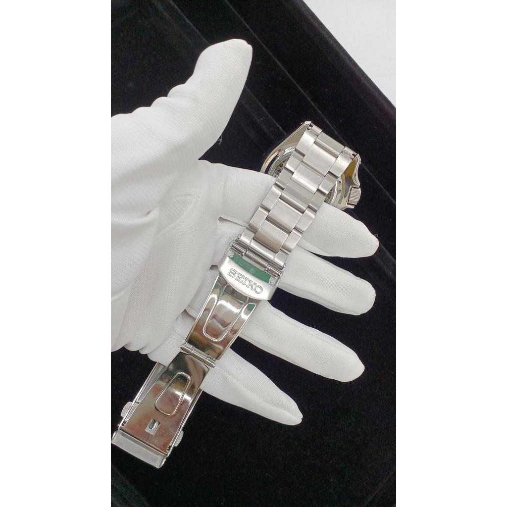 Used SEIKO 4R36-15Z0 automatic watch