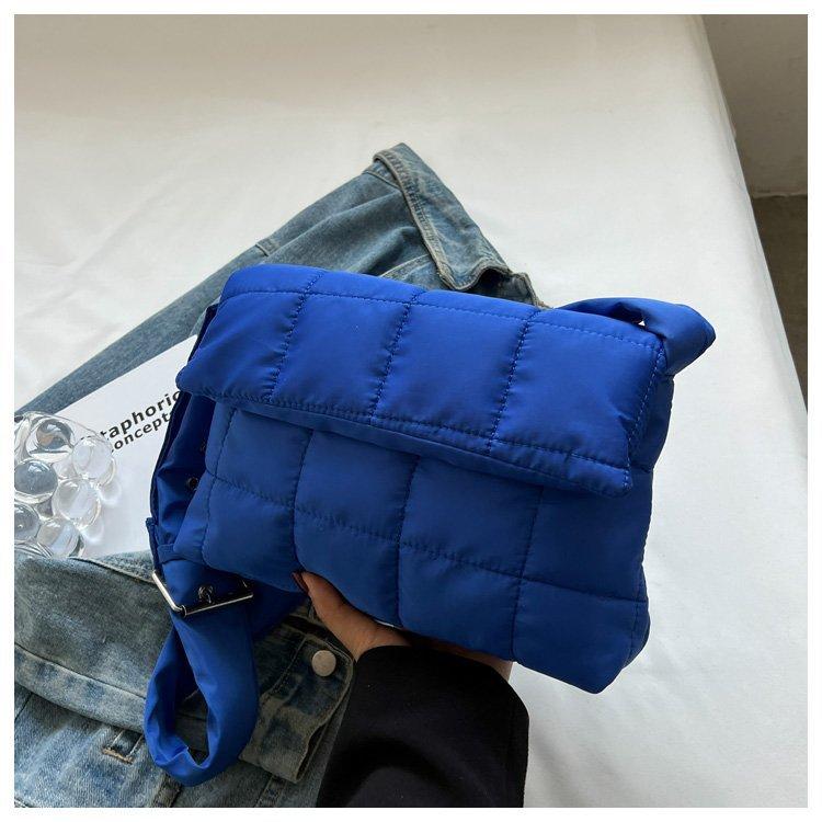 Rhombus Embroidery Thread Soft Pu Shoulder Big Bag 2025 Spring and Summer New Retro Underarm Bag Fashionable Women's Bag