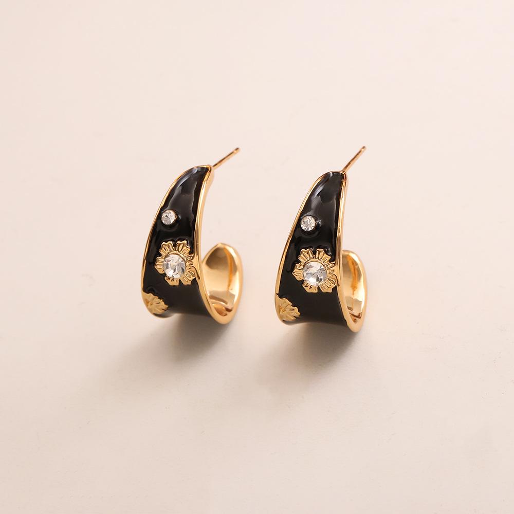C-Shaped Chinese Black Enamel Drip Earrings - High-End Fashion, Atmospheric INS Style Jewelry
