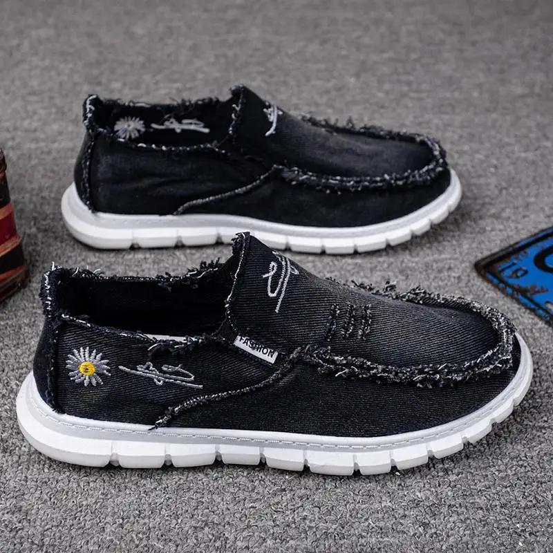 Unisex Casual Low-Top Loafers, Denim Washed With Daisy Embroidery, Soft Durable Fashion Canvas Shoes 2025