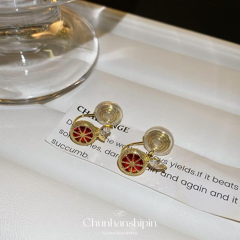 Dongdaemun silver needle zircon stud earrings women's exquisite ear clips without holes, advanced sense, niche design sense, explosive earrings
