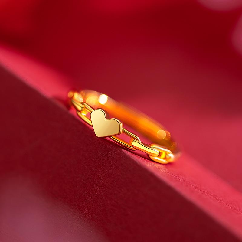 Zhou-Style Adjustable Gold-Plated Heart Chain Ring for Women