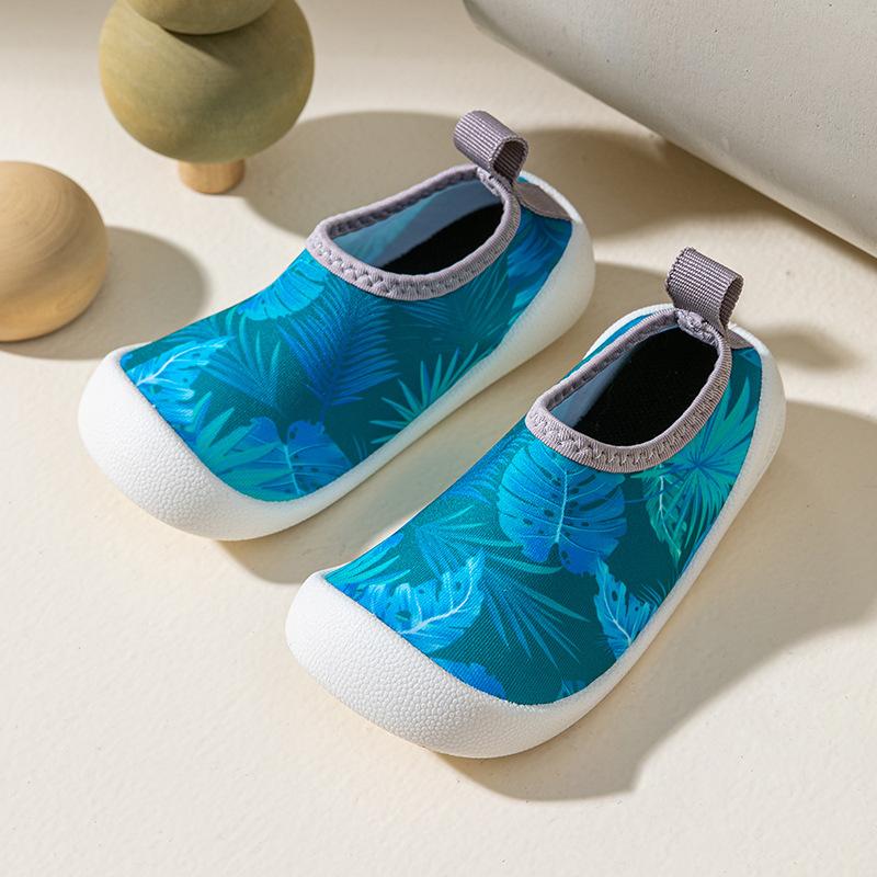 Scarpe da torrente per bambini scarpe da parco acquatico antiscivolo e anti-collisione calzini scarpe da spiaggia per neonati uomini e donne scarpe da rafting snorkeling per nuoto in acqua