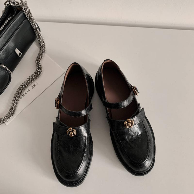 Wear small leather shoes in all seasons, new cowhide fashion single shoes, women's round head low heel non-slip cowhide sole large size sheepskin wo