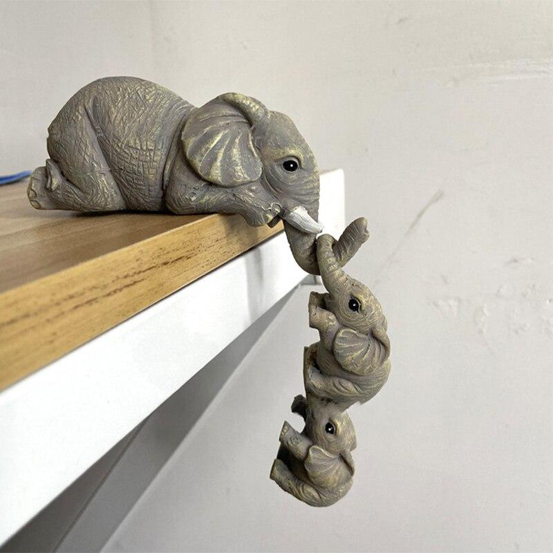 1 Piece Elephants Mother Hanging 2-Babies Figurine Resin Craft Ornament Figurines Miniatures Crafts Gifts Animal Home Decoration