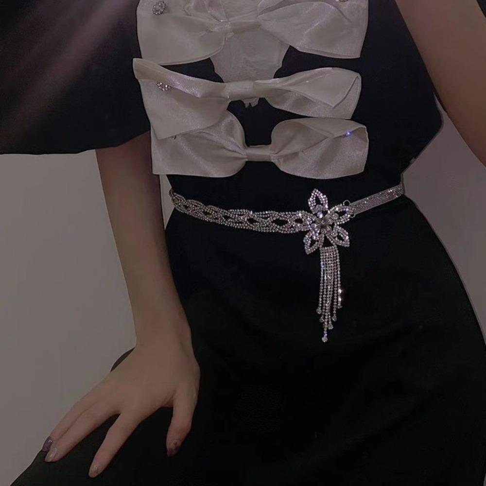 Shiny Rhinestone Flower Necklace Hollow Lace Up Necklace Headband Exaggerated Necklace  Bride