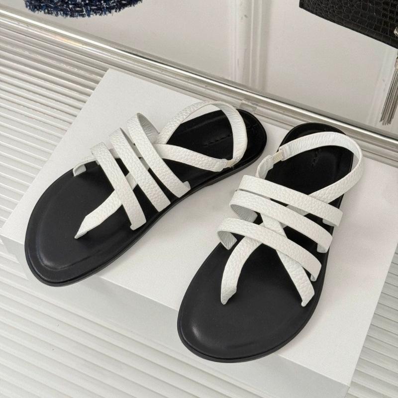 

Simple temperament hand-woven sandals new holiday style flat sandals casual cool slippers 35 білий