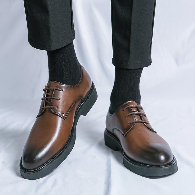 Fashion New Luxury Brand Simple Atmospheric Oxford Shoes High Quality Slip-on British Fashion Comfortable Non Slip Business Men Shoes