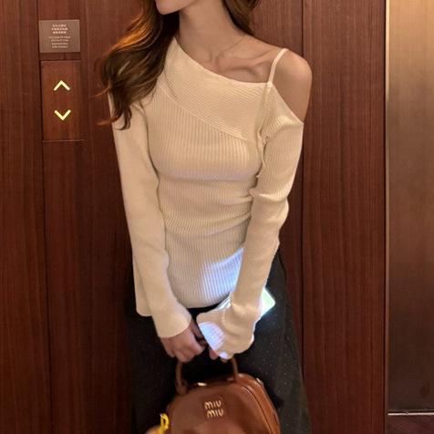 Design slanted shoulder knitted top women's inner wear autumn new niche irregular slim-fitting chic shirt bottoming shirt