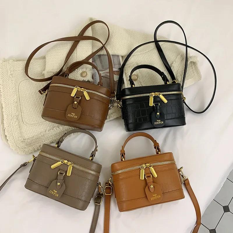 Classic Stone Texture Small Square Bag Feminine Autumn Winter Versatile Temperament Crossbody Solid Party Bag