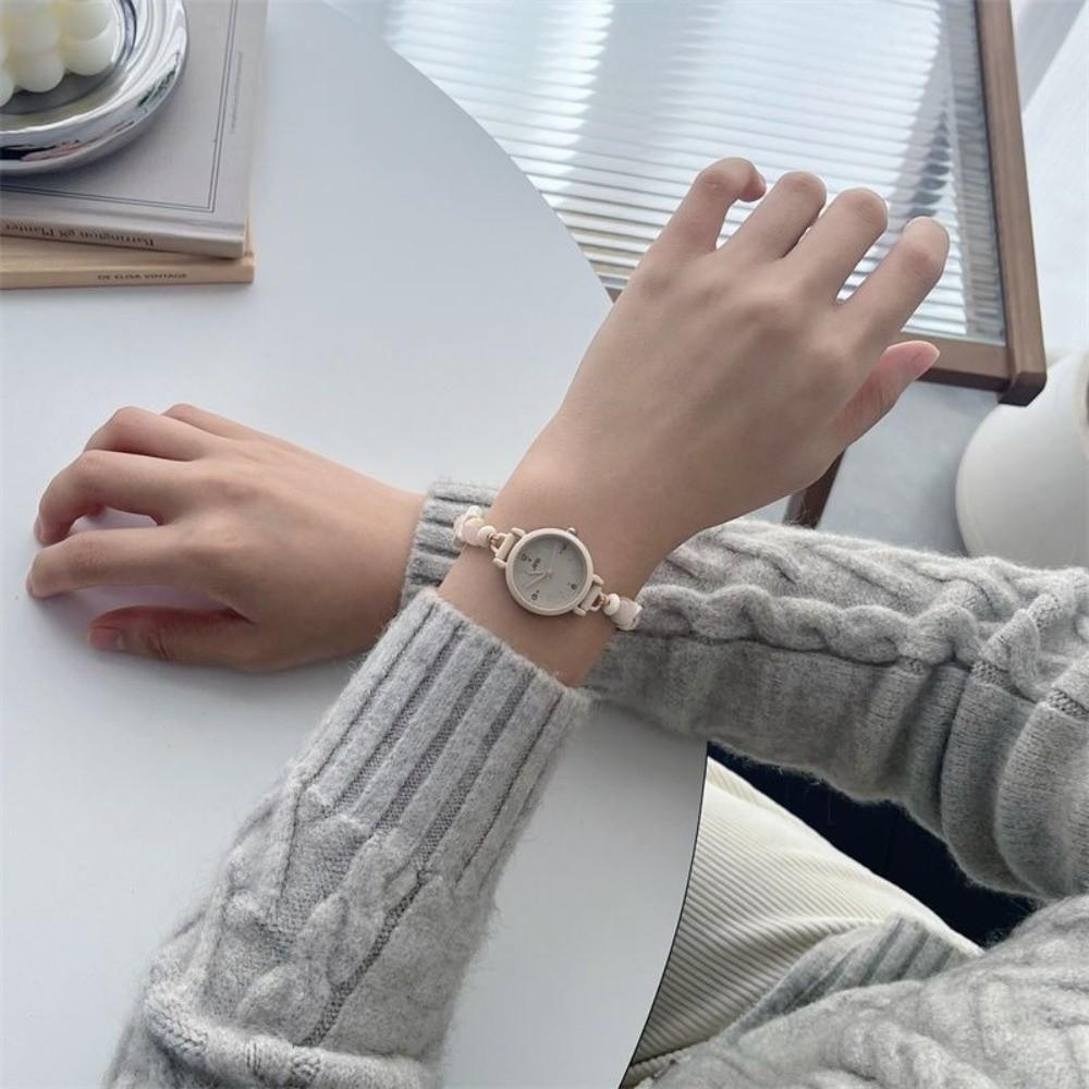 Armbanduhr mit Perlen Verstellbare Quarzuhr Neue Armbanduhren Damen Mädchen